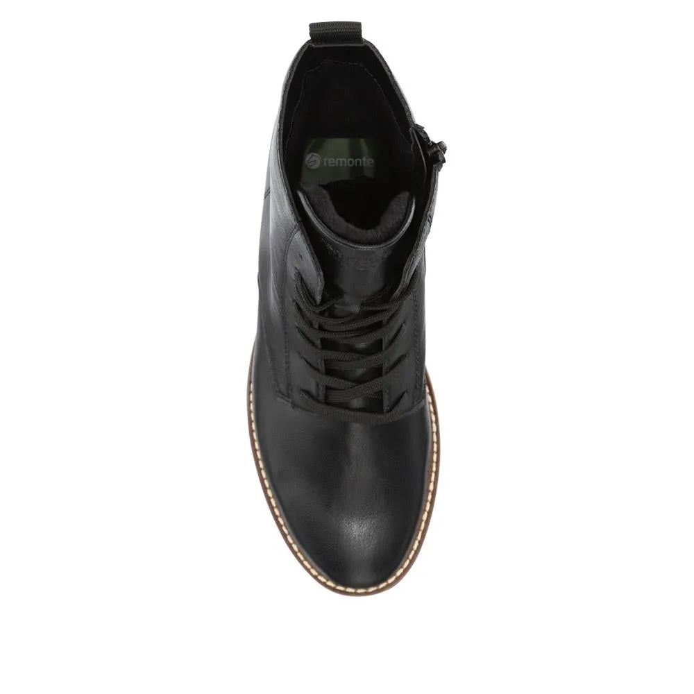 Leather Lace-Up Ankle Boots - DRS40513 / 326 360