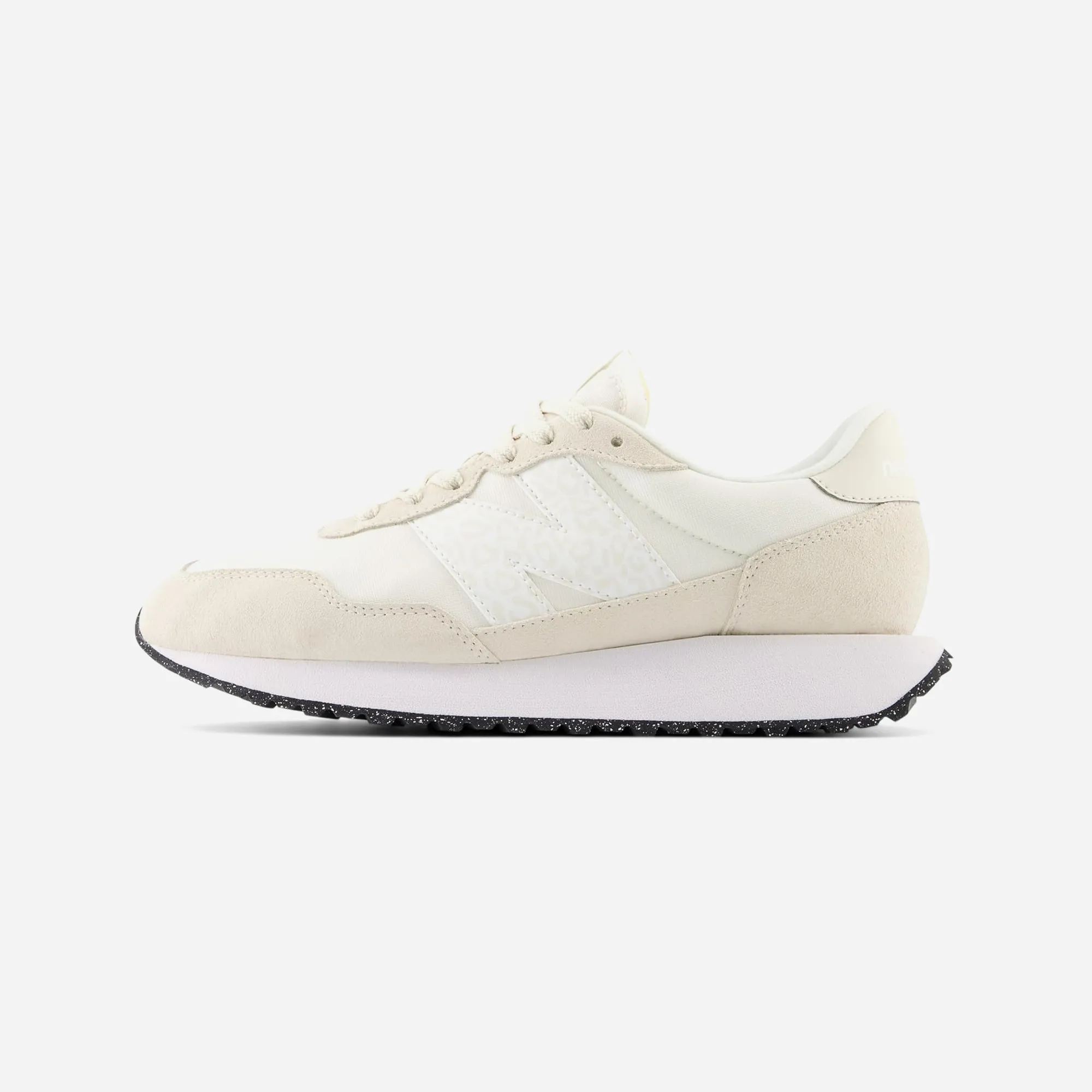 New Balance Sea Salt WMNS