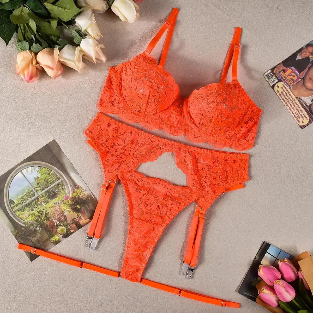 Simple Lace Gathered Four-piece Set